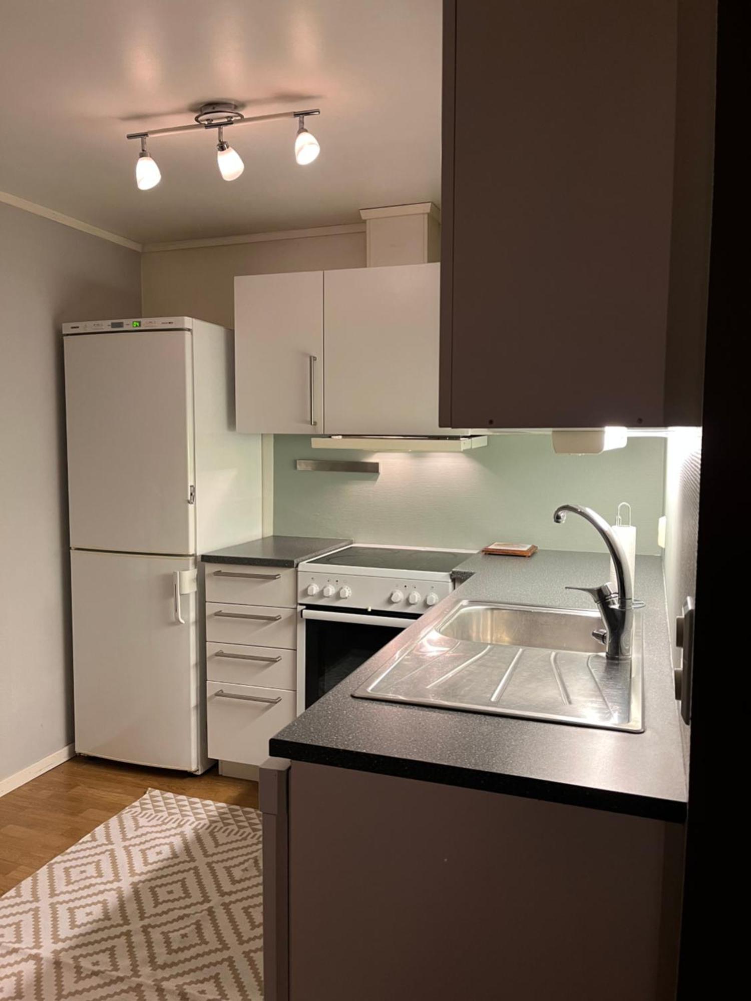 Lykkebo Apartment ทรอมโซ ภายนอก รูปภาพ